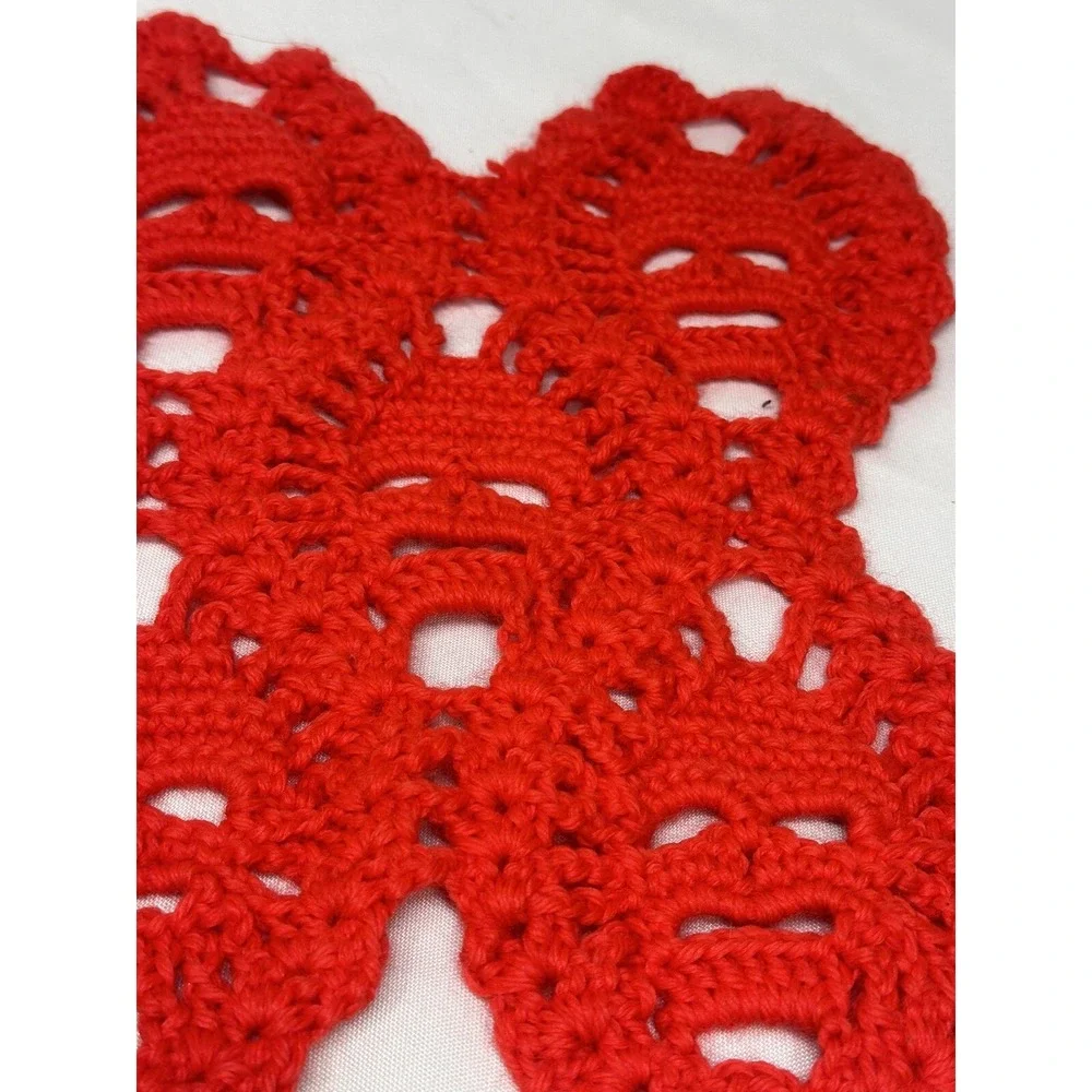 NEW‎ hand crocheted SKULL placemat table decor RED